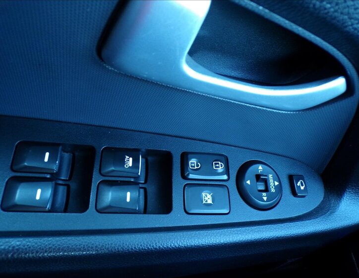 KIA Sportage Kombi 2,0 l 120 kw