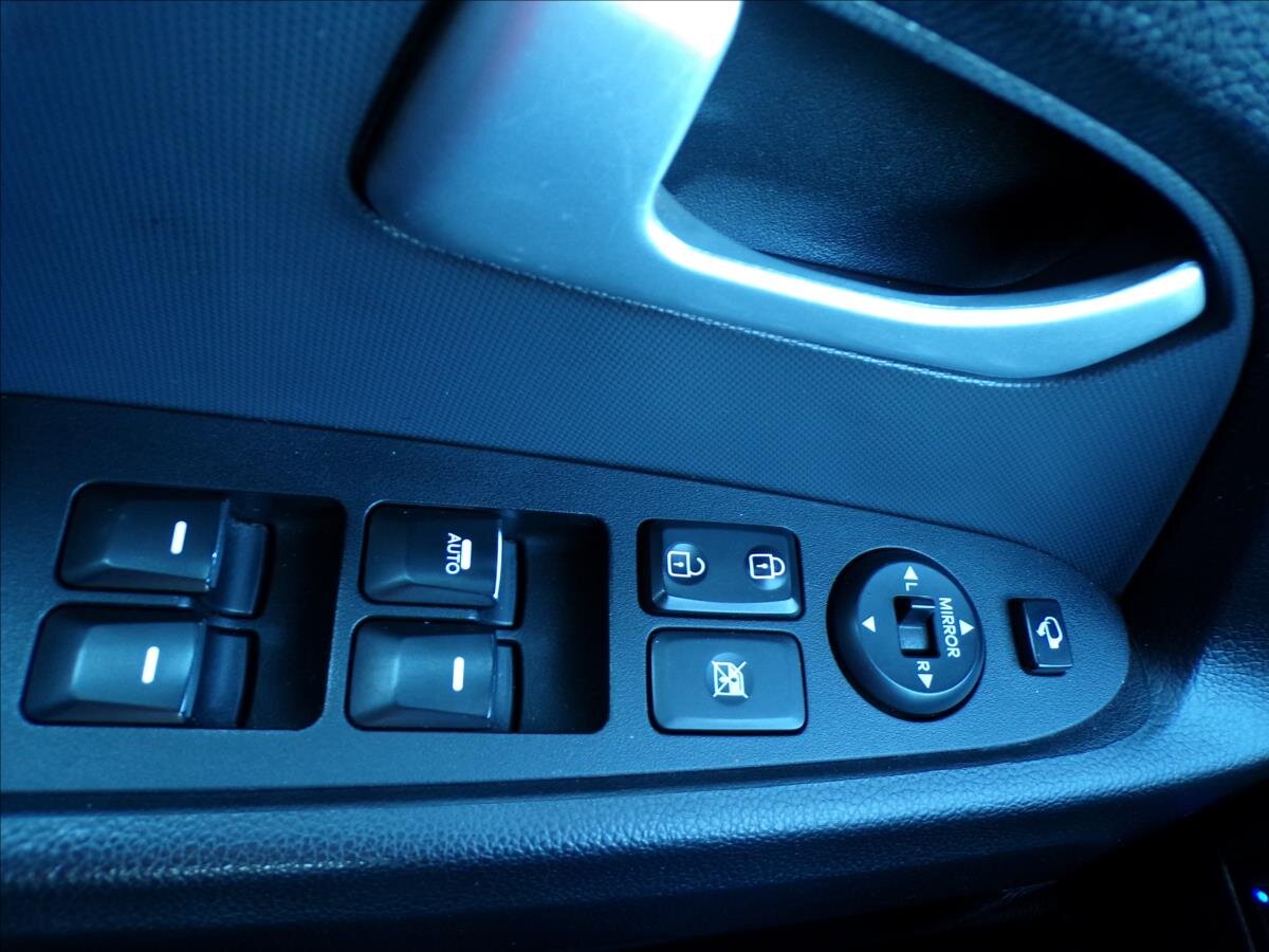 KIA Sportage Kombi 2,0 l 120 kw