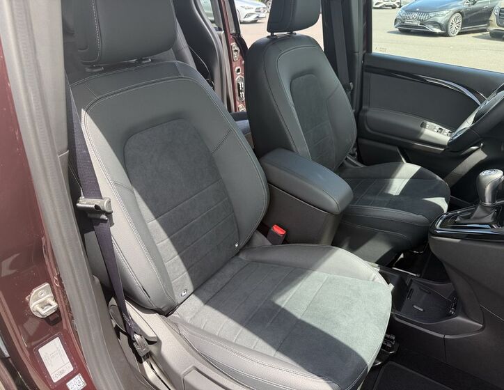 Mercedes-Benz Ostatní 6