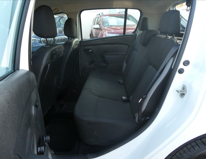 Dacia Sandero Hatchback 1,1 l 55 kw