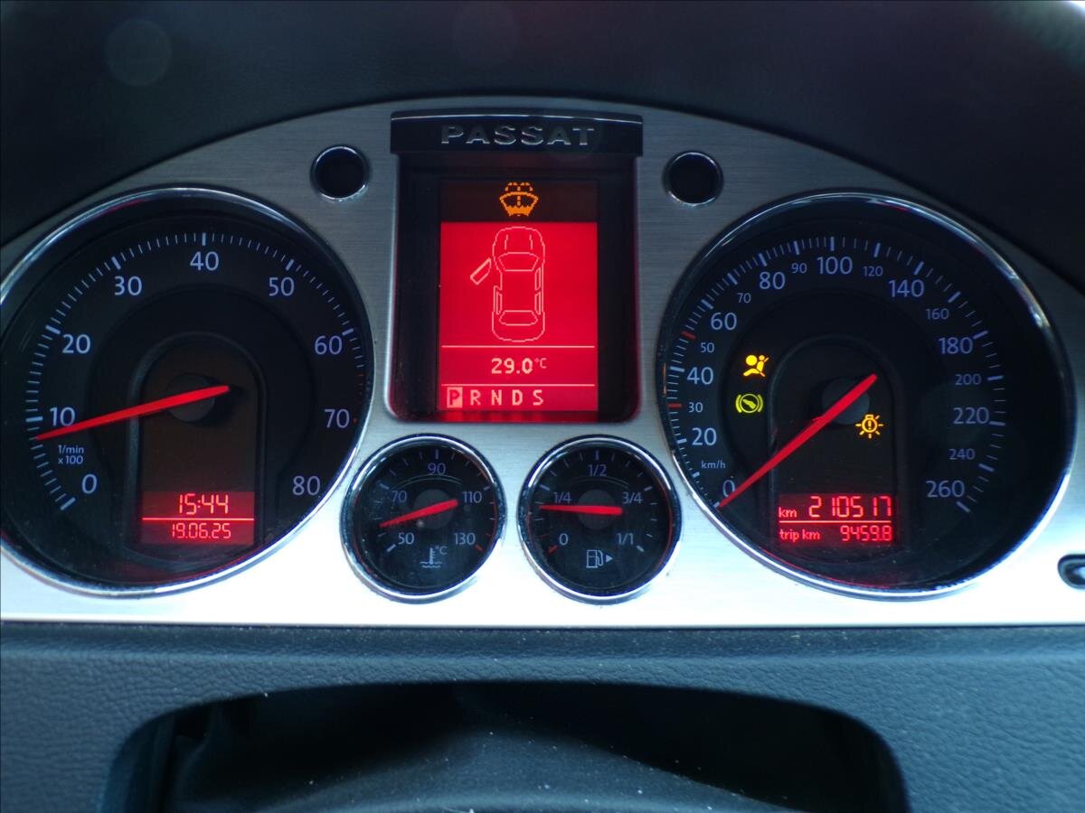 Volkswagen Passat Kombi 2,0 l 147 kw