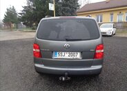 Volkswagen Touran 6