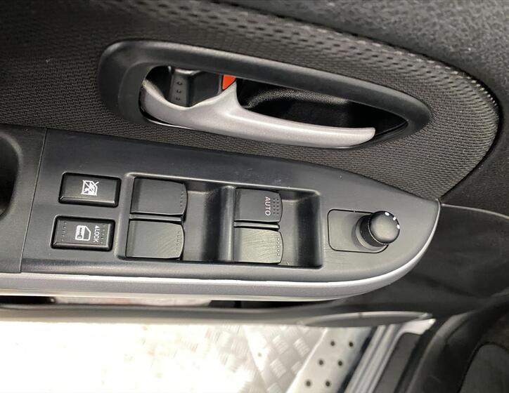 Suzuki Grand Vitara 12