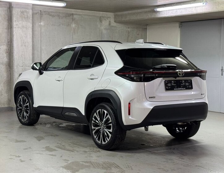 Toyota Yaris Cross SUV 1,5 l 68 kw
