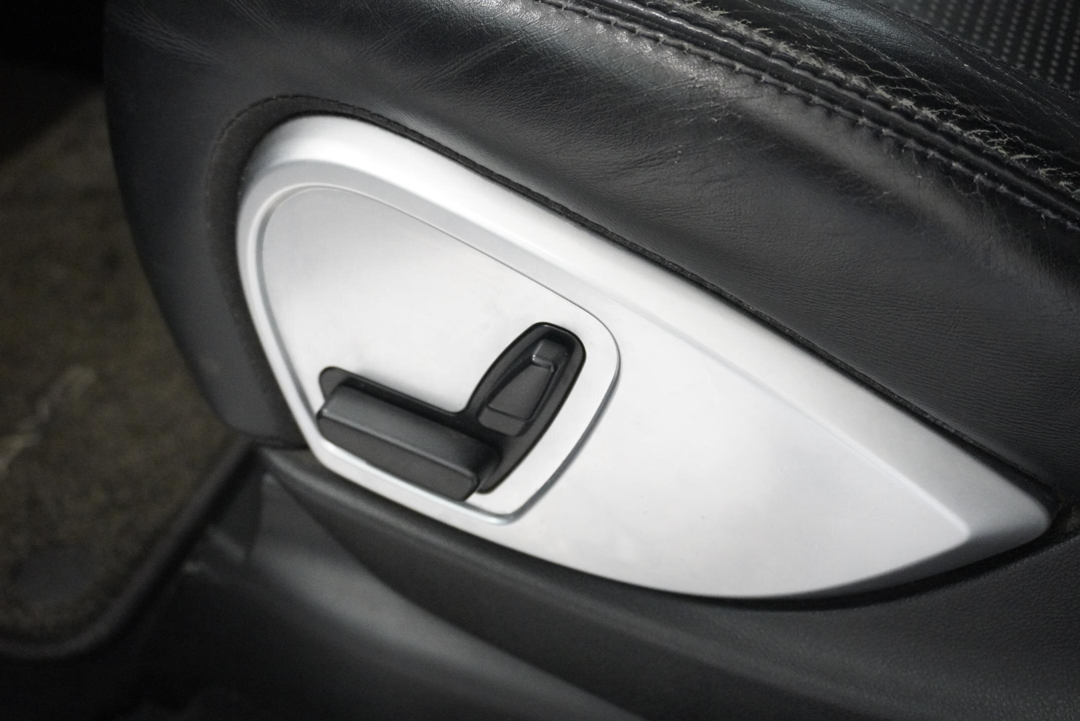 Mercedes-Benz Třídy M SUV 6,2 l 375 kw