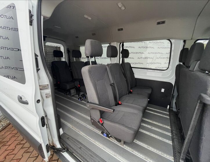 Ford Transit 22