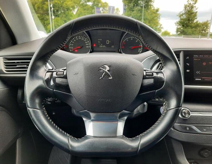 Peugeot 308 17