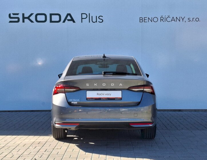 Škoda Octavia Sedan / Limuzína 1,5 l 110 kw
