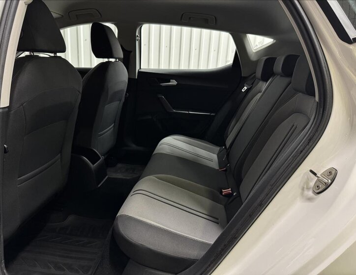 Seat Leon Hatchback 1,5 l 96 kw