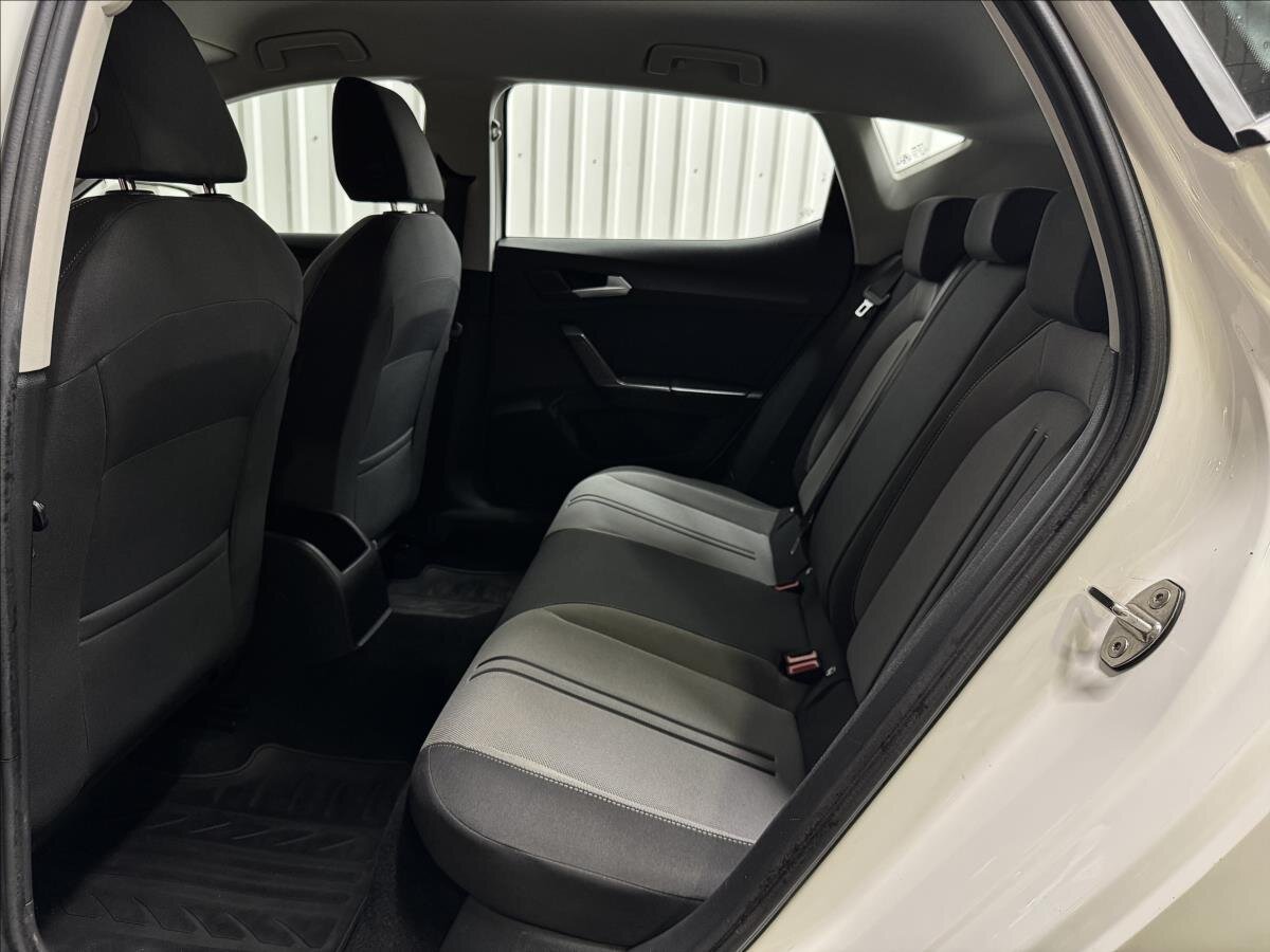 Seat Leon Hatchback 1,5 l 96 kw