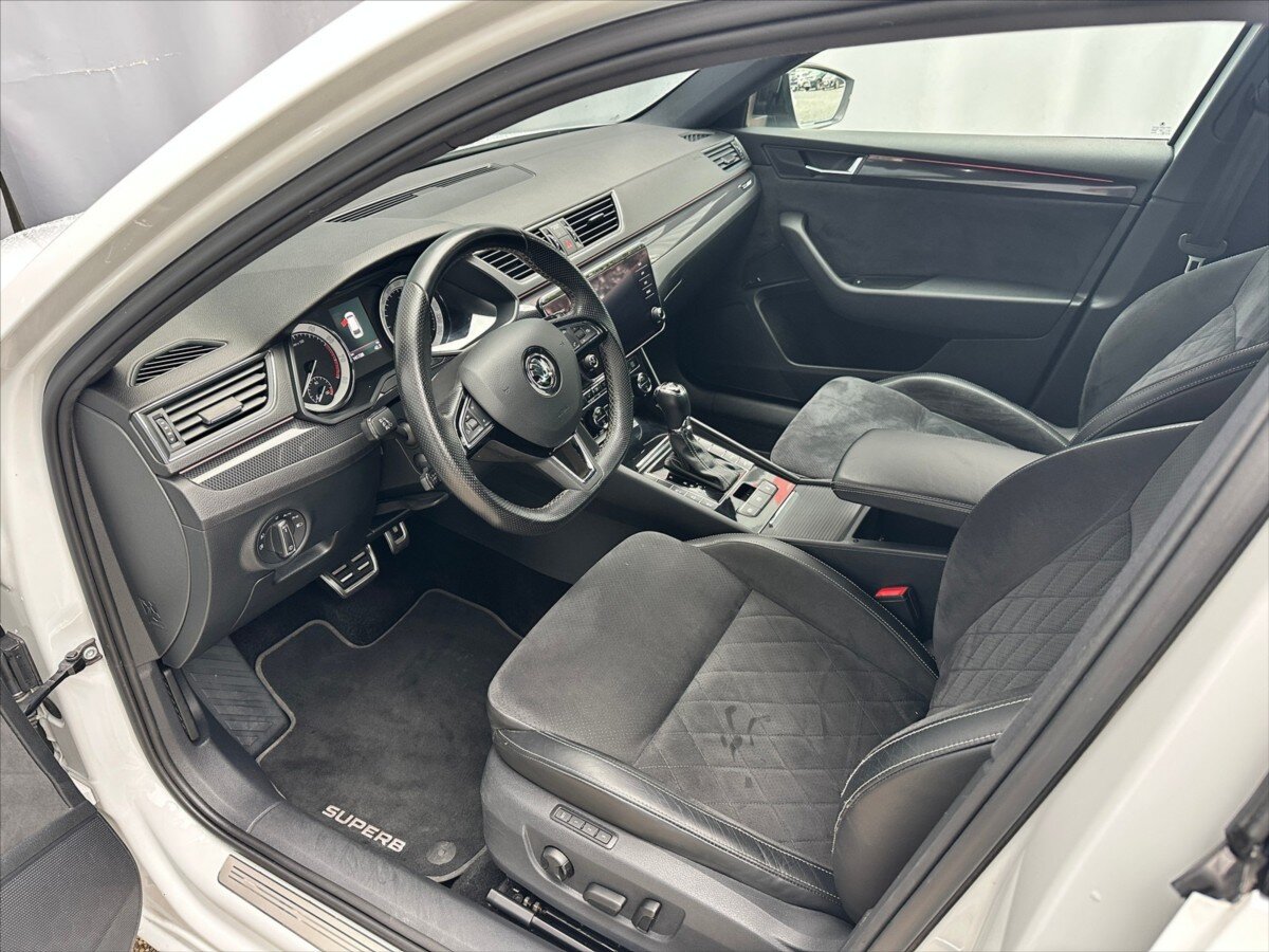 Škoda Superb Kombi 2,0 l 206 kw
