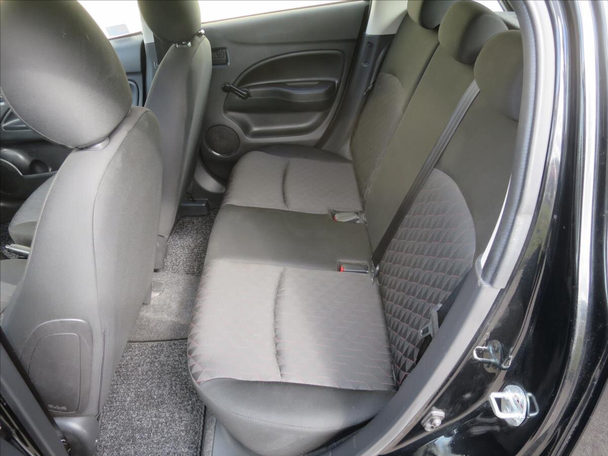 Mitsubishi Space Star Hatchback 1,2 l 52 kw