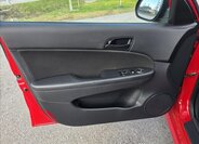 Hyundai i30 Hatchback 1,4 l 77 kw