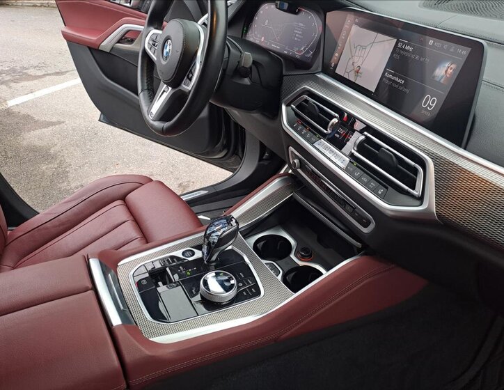 BMW X6 SUV 3,0 l 210 kw