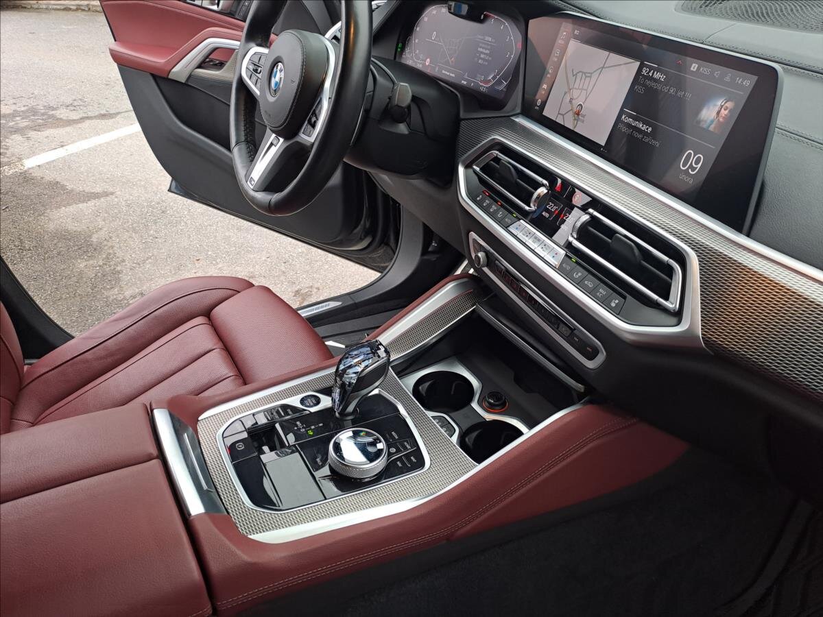 BMW X6 SUV 3,0 l 210 kw