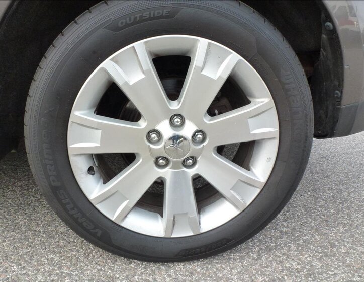 Mitsubishi Outlander Kombi 2,3 l 130 kw