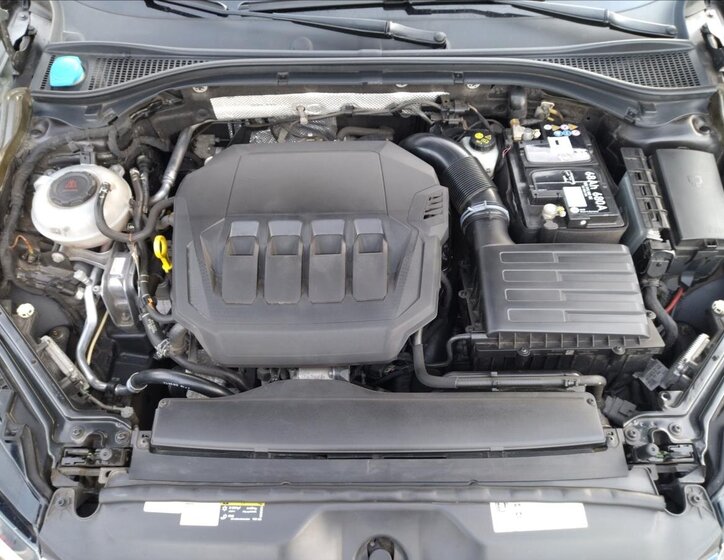 Škoda Superb Sedan / Limuzína 2,0 l 200 kw