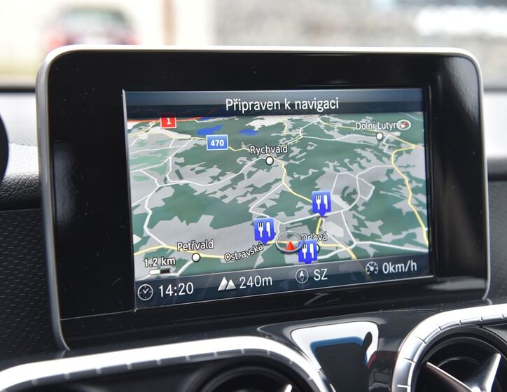 Mercedes-Benz Třídy X 36