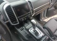 Porsche Cayenne Kombi 3,0 l 180 kw