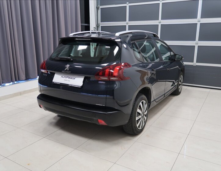 Peugeot 2008 SUV / Terénní 1,2 l 81 kw