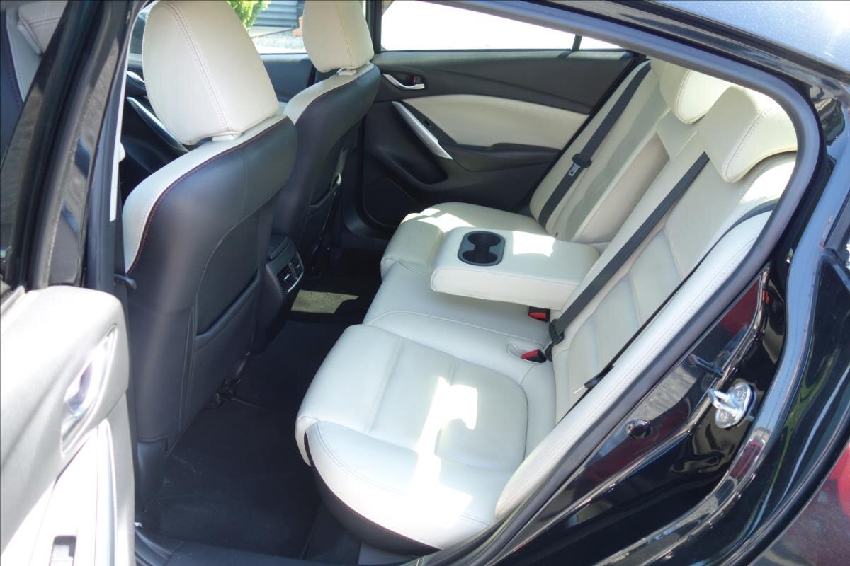 Mazda 6 Sedan 2,5 l 141 kw