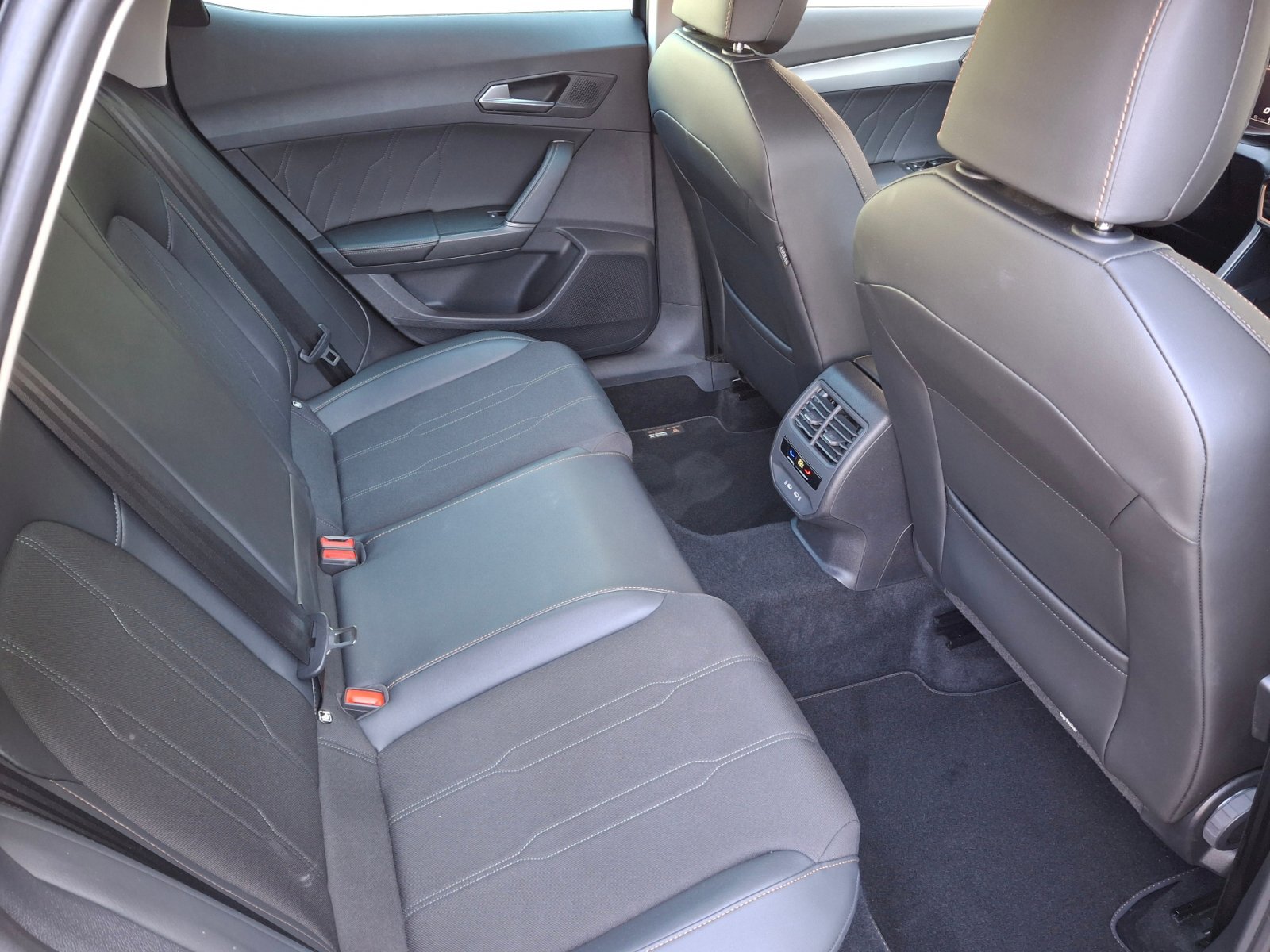 Cupra Formentor SUV / Terénní 1,5 l 110 kw