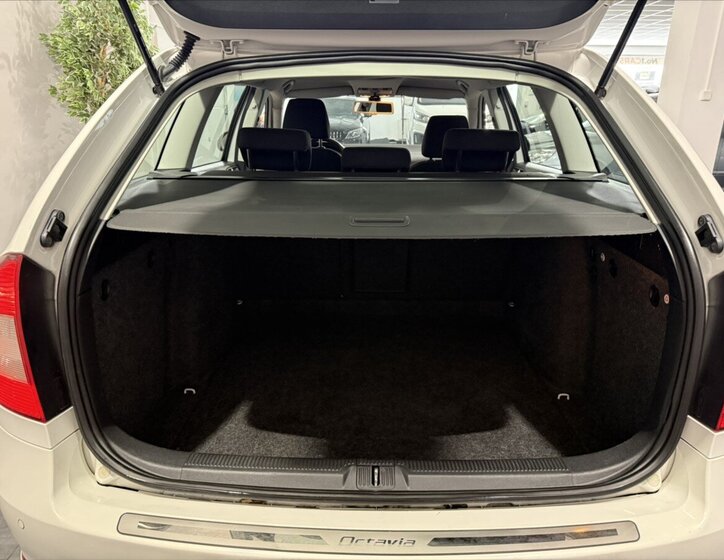 Škoda Octavia Kombi 1,2 l 77 kw