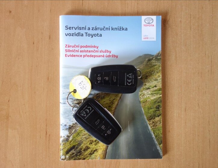 Toyota Land Cruiser SUV / Terénní 2,8 l 130 kw