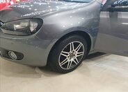 Volkswagen Golf 24