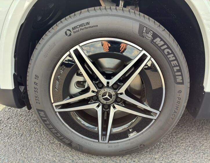 Mercedes-Benz EQA 26