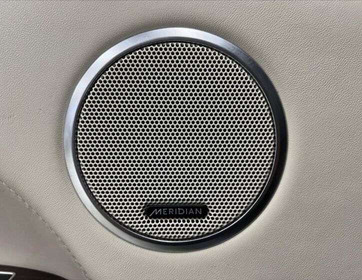 Land Rover Range Rover 26