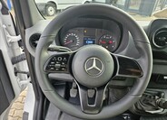 Mercedes-Benz Sprinter 12