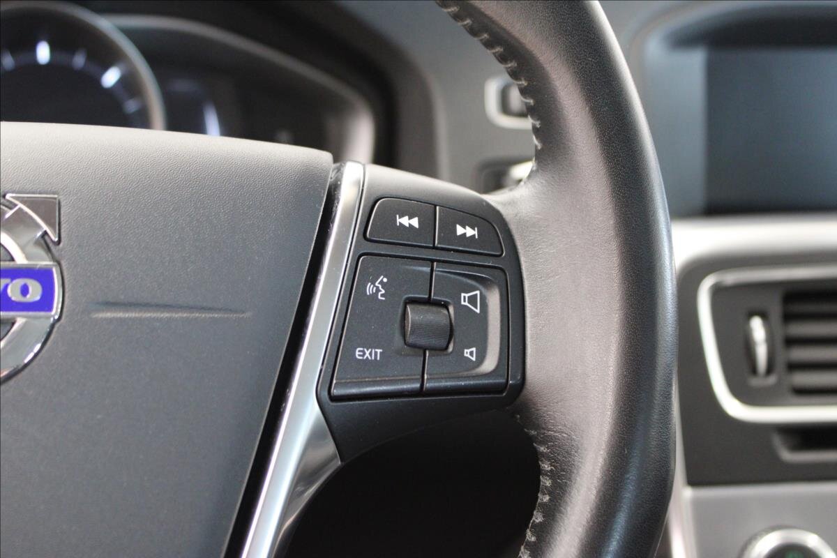 Volvo V60 Kombi 2,0 l 110 kw