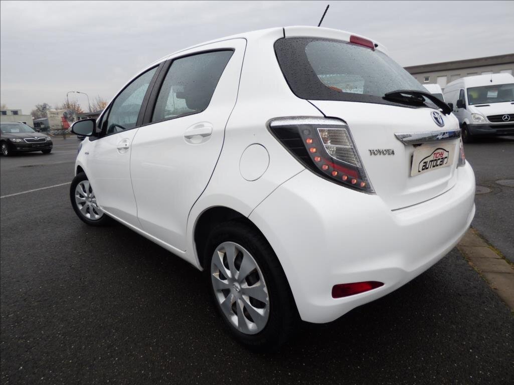 Toyota Yaris Hatchback 1,5 l 55 kw