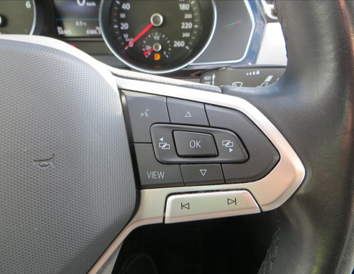 Volkswagen Passat Liftback 1,5 l 110 kw