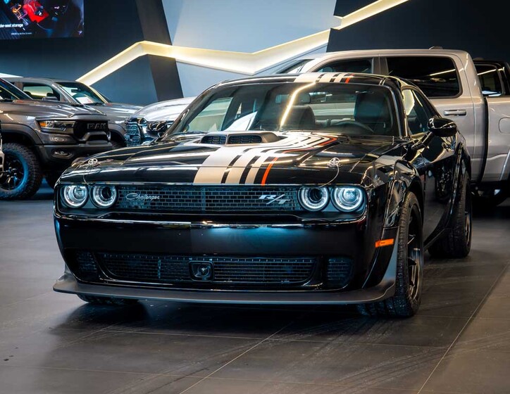 Dodge Challenger 1