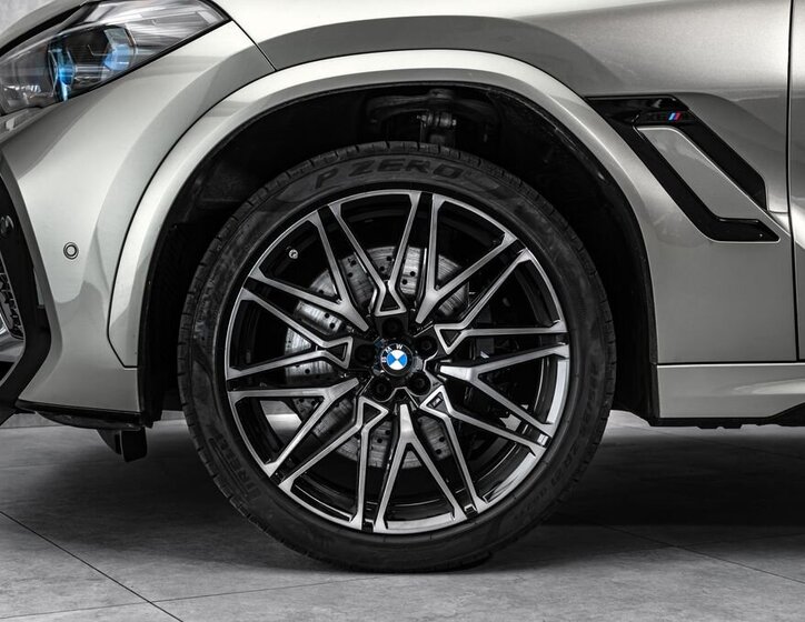 BMW X6 SUV / Terénní 4,4 l 460 kw