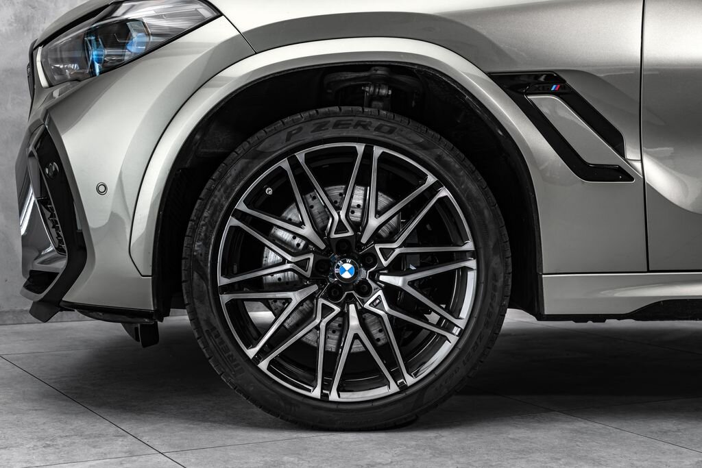 BMW X6 SUV / Terénní 4,4 l 460 kw