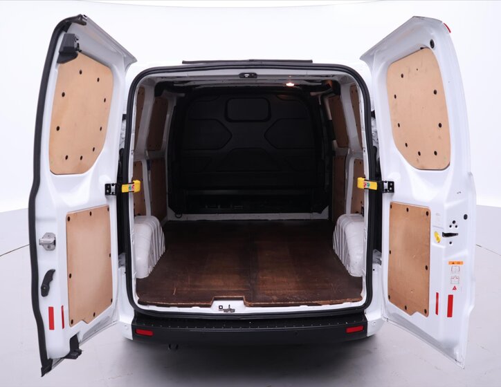 Ford Transit Custom 9