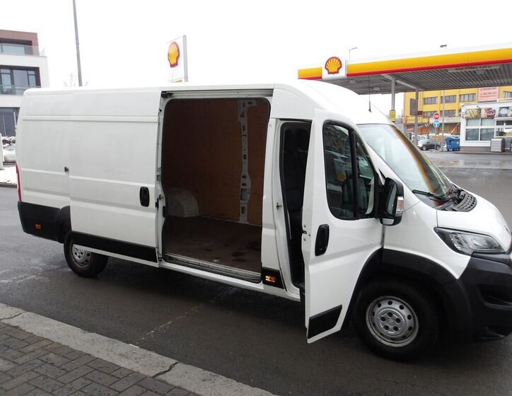 Peugeot Boxer Skříň 2,2 l 121 kw