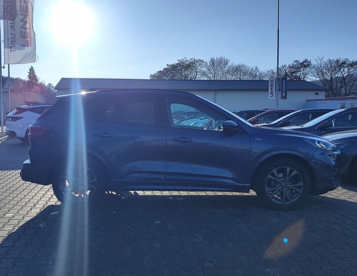 Ford Kuga SUV 1,5 l 110 kw