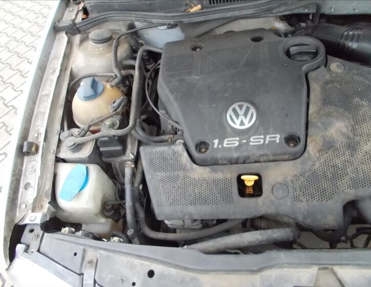 Volkswagen Golf 26