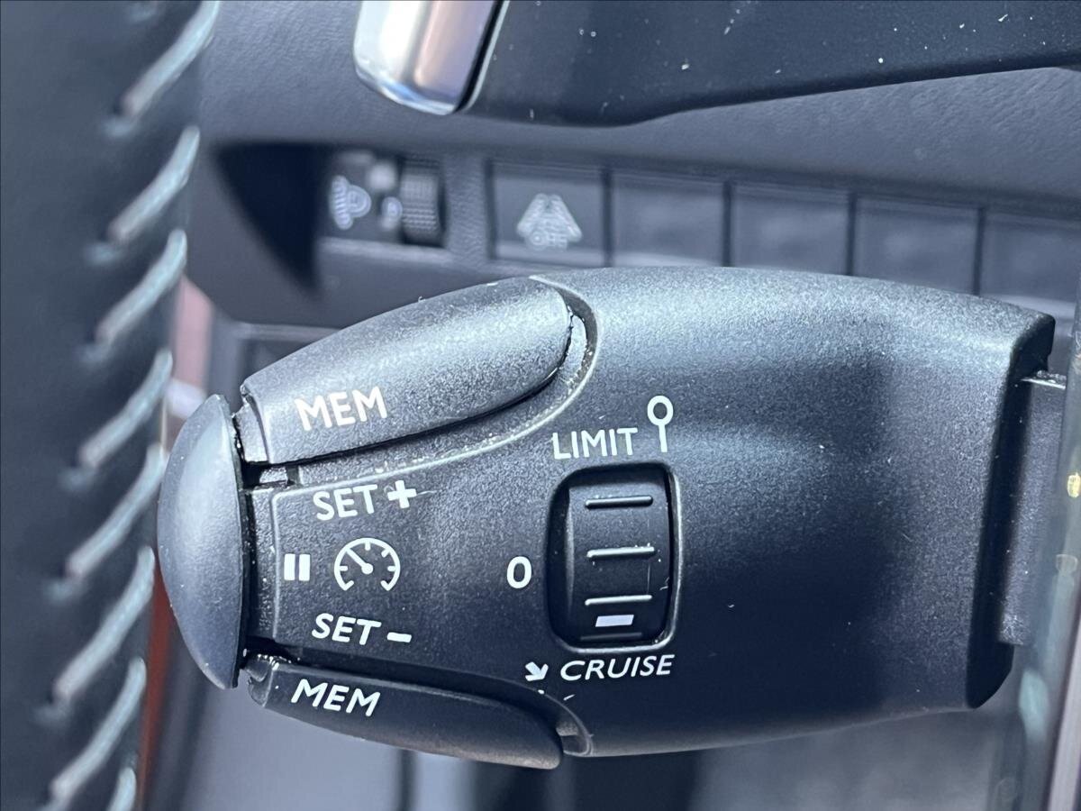 Peugeot 2008 SUV / Terénní 1,2 l 96 kw