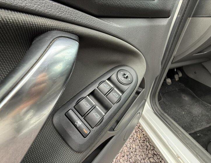 Ford C-MAX MPV 1,8 l 92 kw