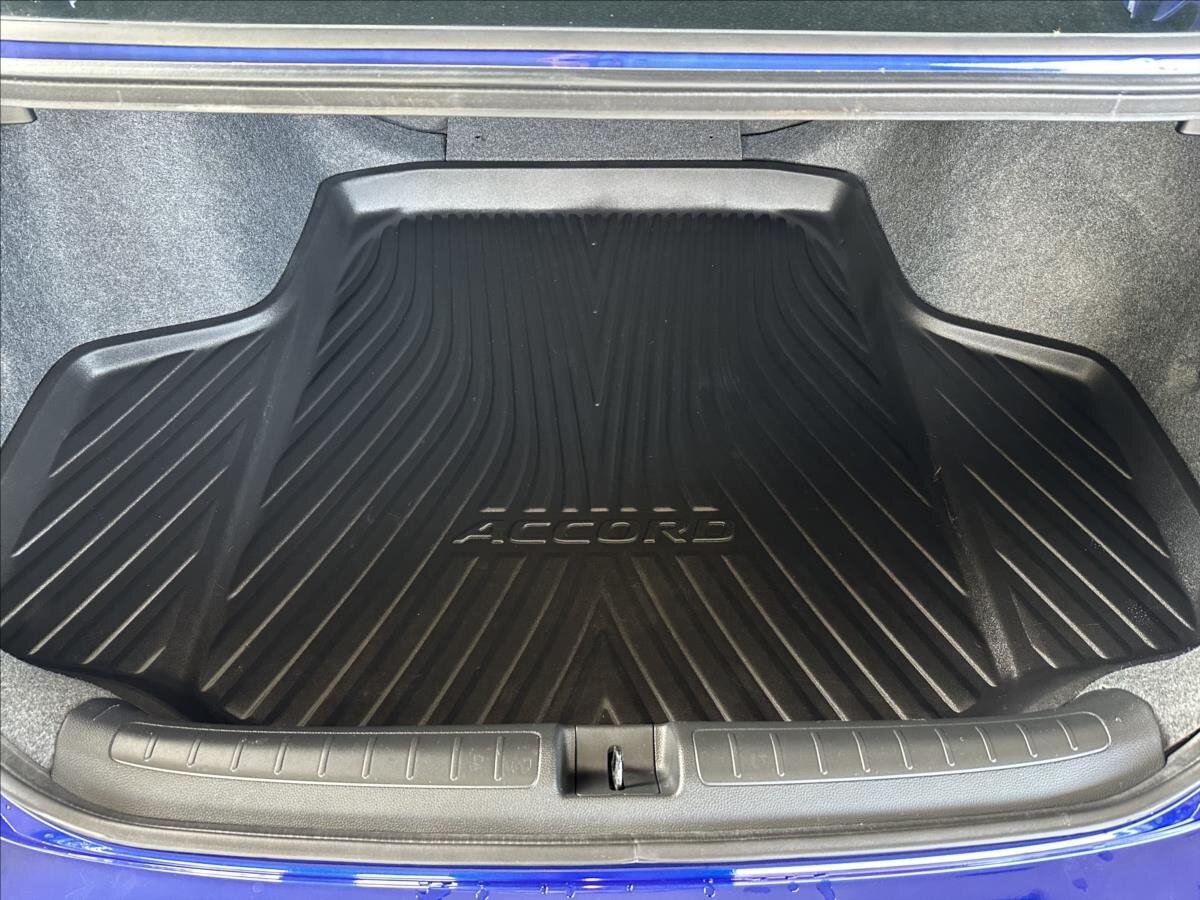 Honda Accord Sedan 1,5 l 141 kw