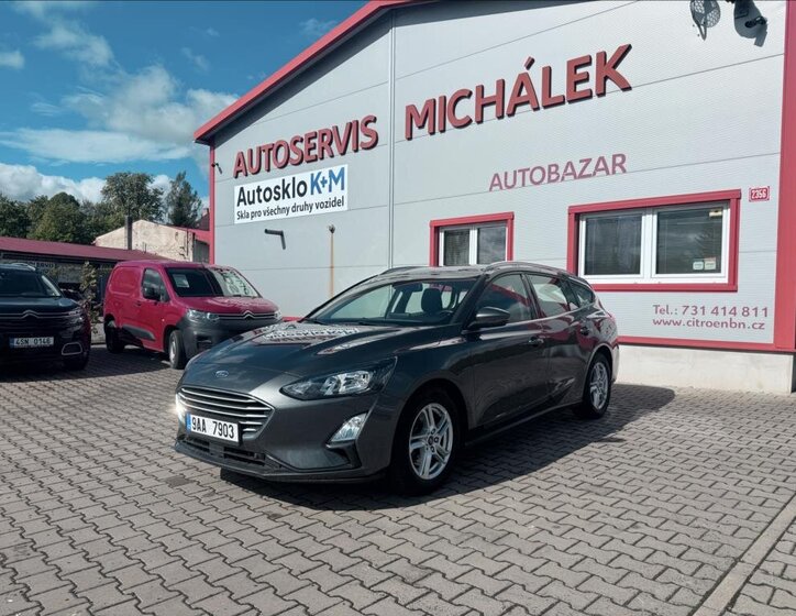Ford Focus Kombi 999,0 92 kw