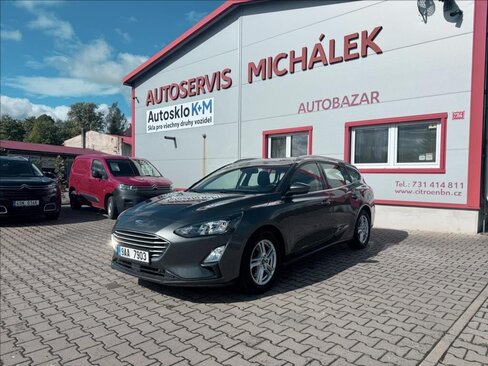 Ford Focus Kombi 999,0 92 kw