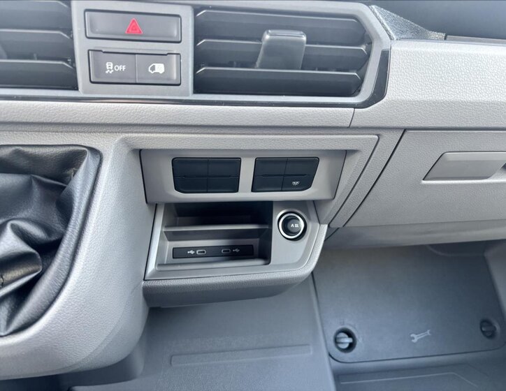 Volkswagen Crafter Skříň 2,0 l 103 kw