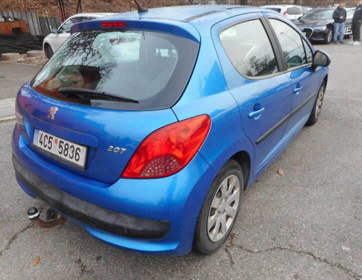 Peugeot 207 5