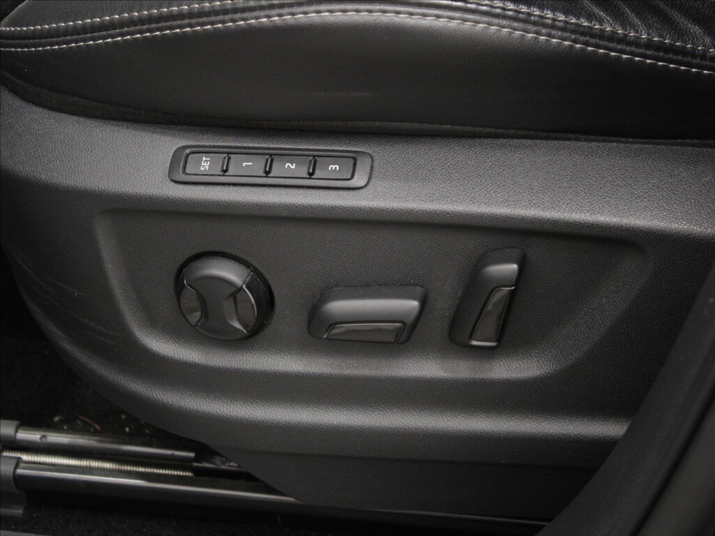 Škoda Kodiaq SUV / Terénní 1,5 l 110 kw